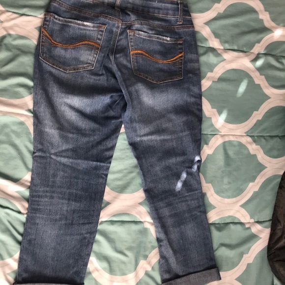 Capris - Picture 3 of 3